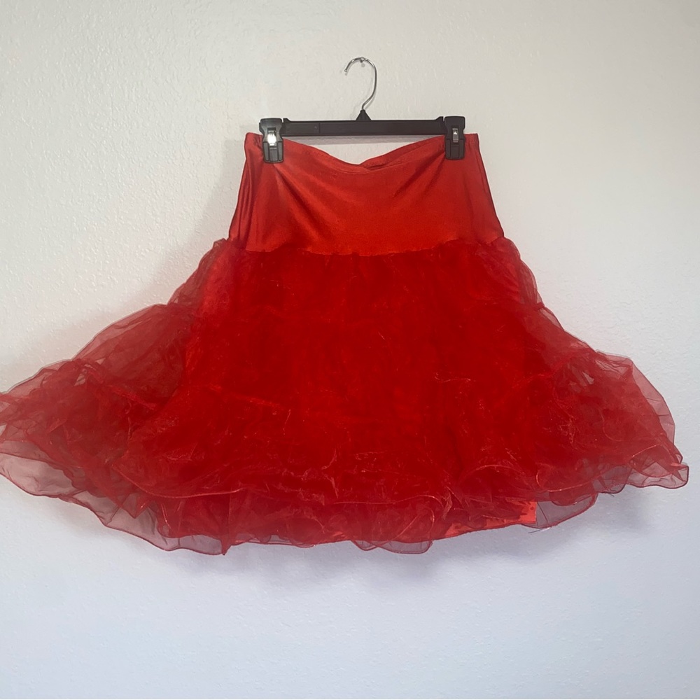 Red petty coat size XL (New never worn) grace Karen